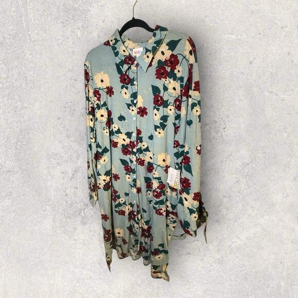 LuLaRoe Dresses & Skirts - LuLaRoe NWT Ellie Dress Size 3XL Shirt Dress Blue,Red And White Floral Print